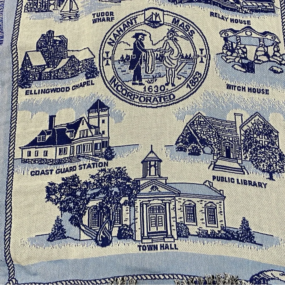VINTAGE NAHANT MASSACHUSETTS TAPESTRY THROW BLANKET BLUE WHITE FRINGE